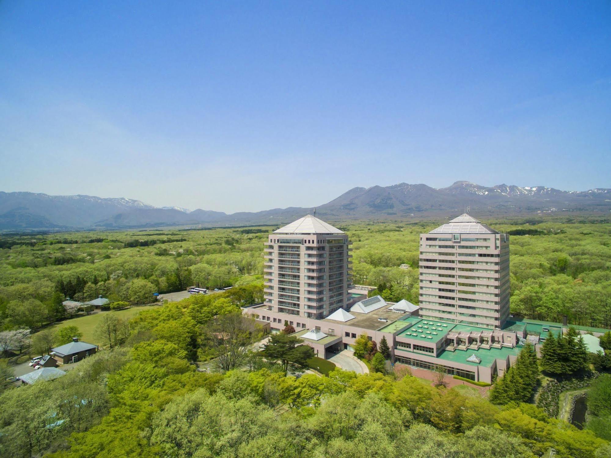 Hotel Epinard Насу Экстерьер фото